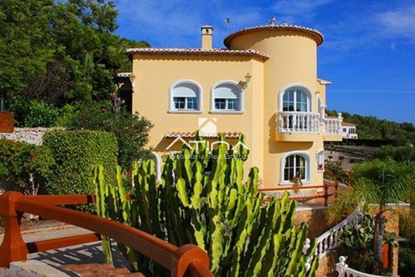 Maravillosa villa de lujo estilo Mediterráneo en venta con vistas infinitas