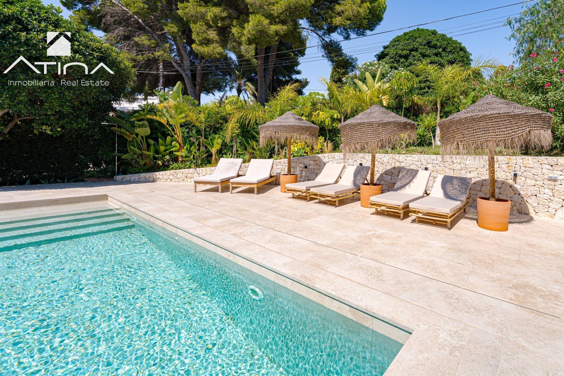 Villa mediterránea reformada en Tosalet