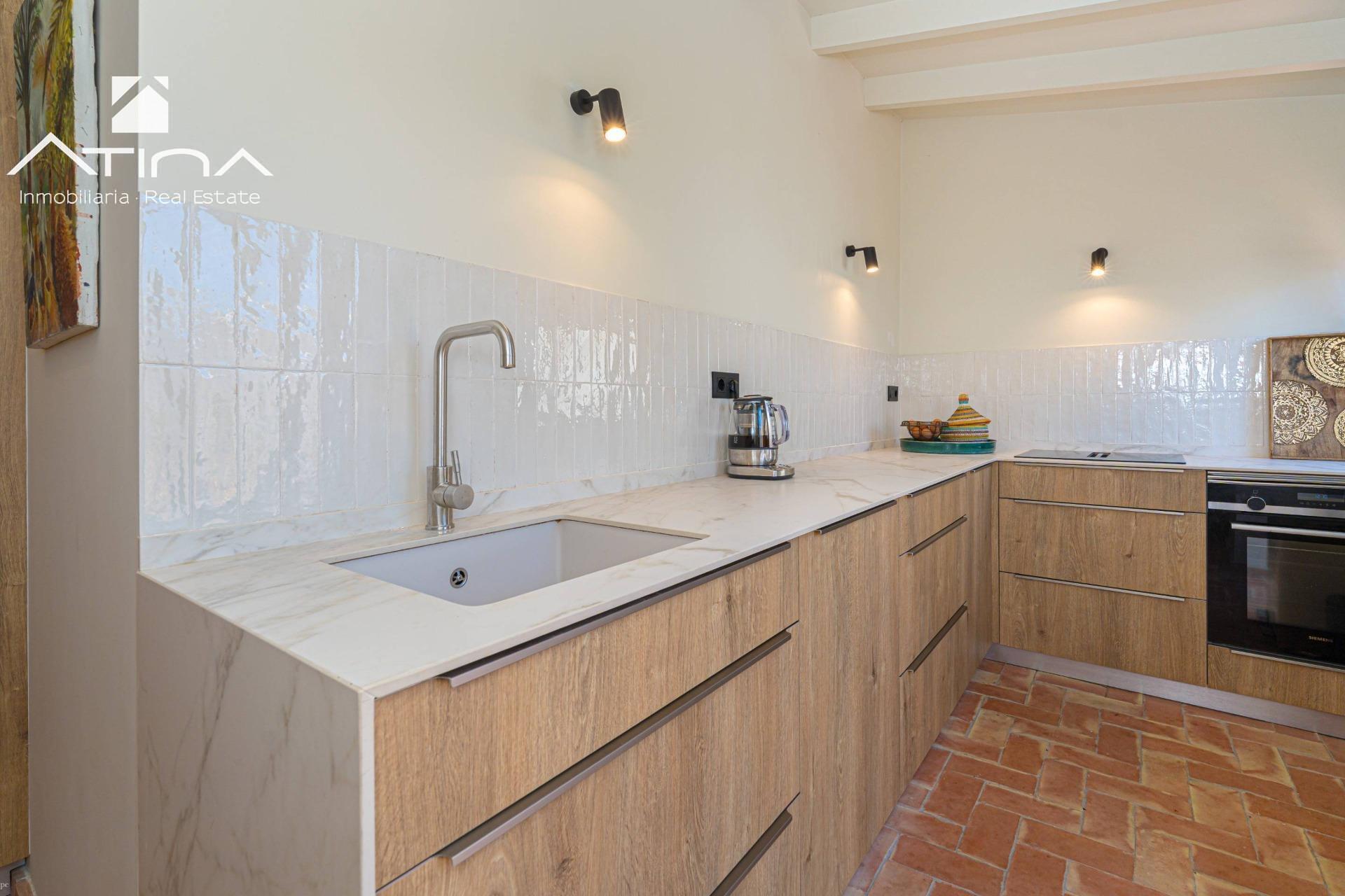 Villa mediterránea reformada en Tosalet