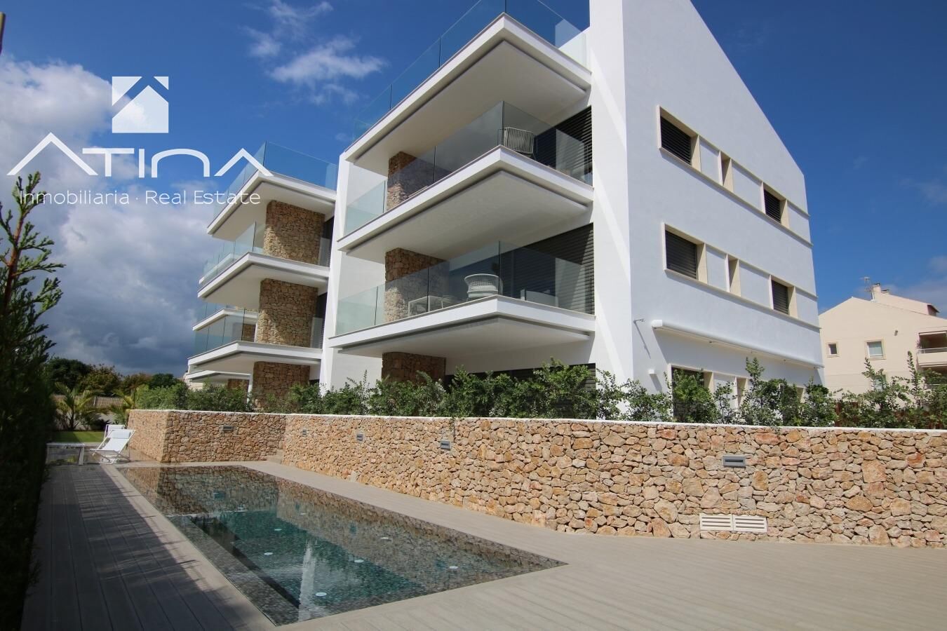 Ático dúplex en Jávea a 200 m del mar con terrazas y vistas