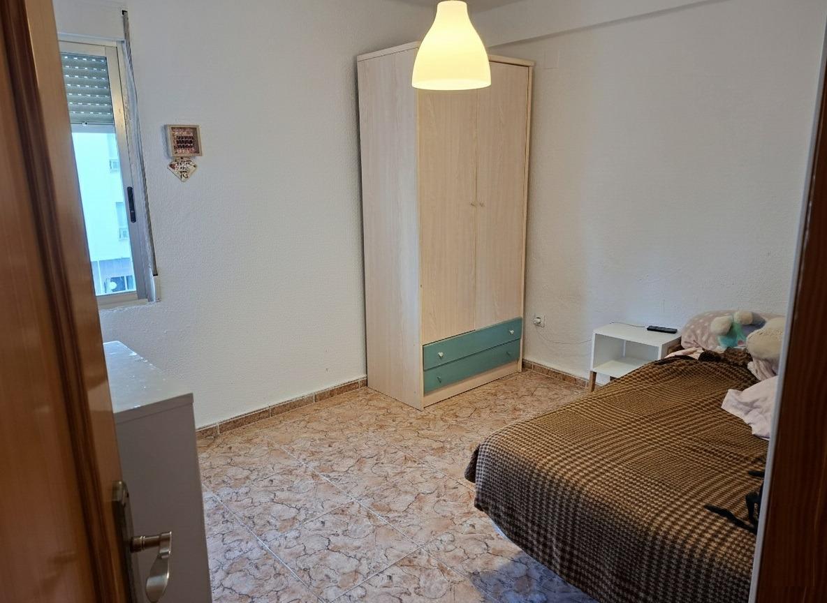 Apartamento ubicado en la tranquila y apreciada zona de Garo de Gandia