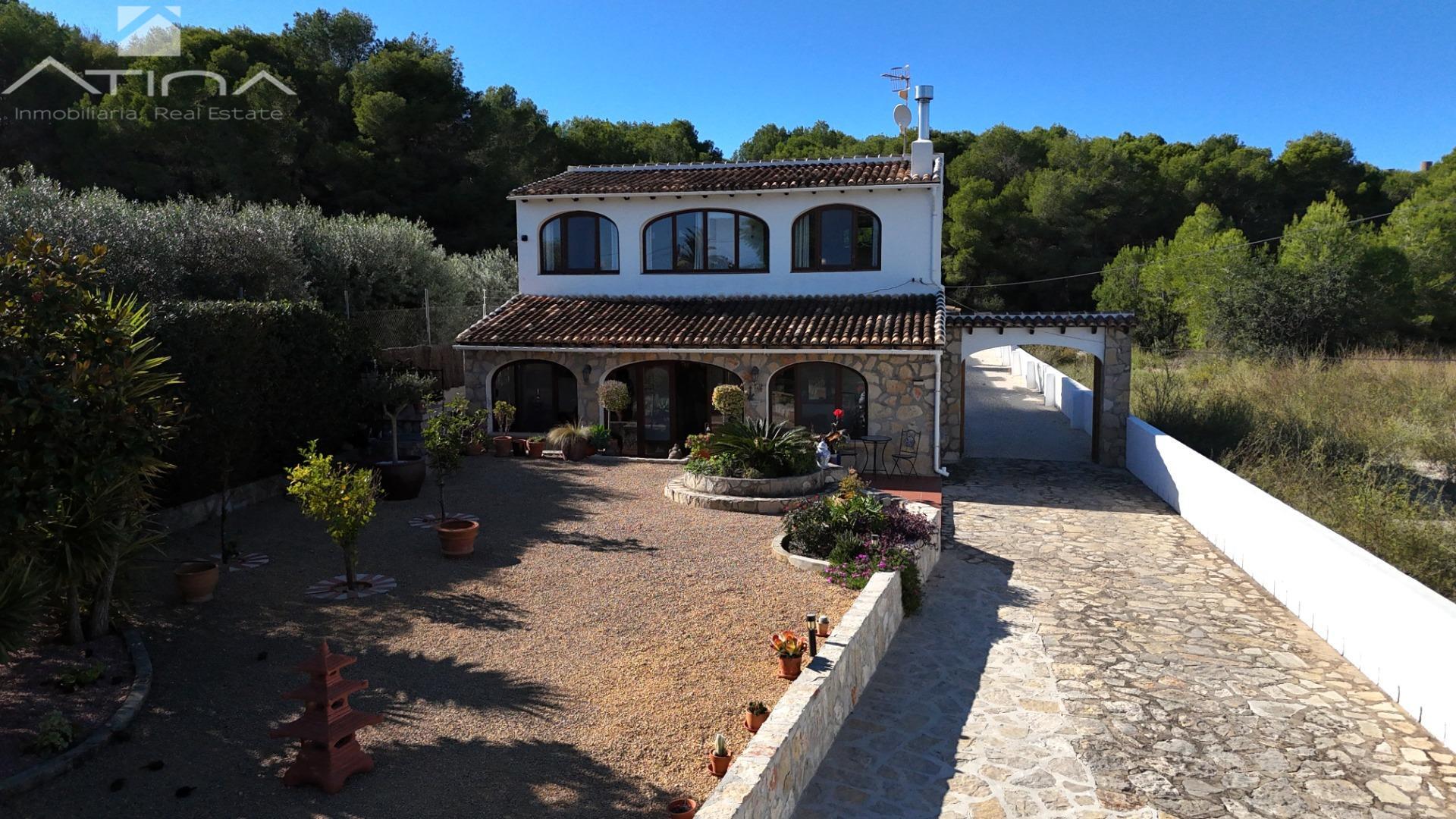 “Un refugio de serenidad entre el Montgó y el Mediterráneo
