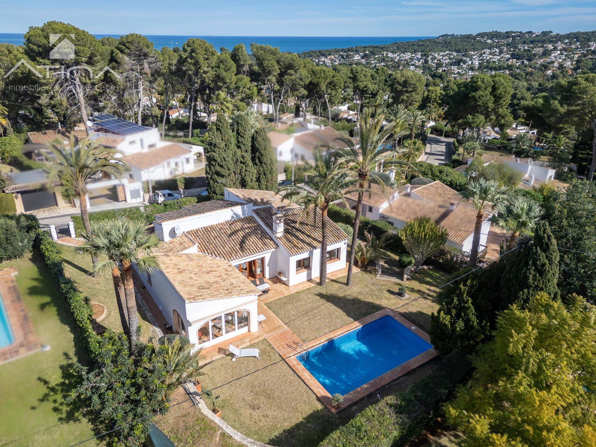 Encantadora villa independiente en Jávea