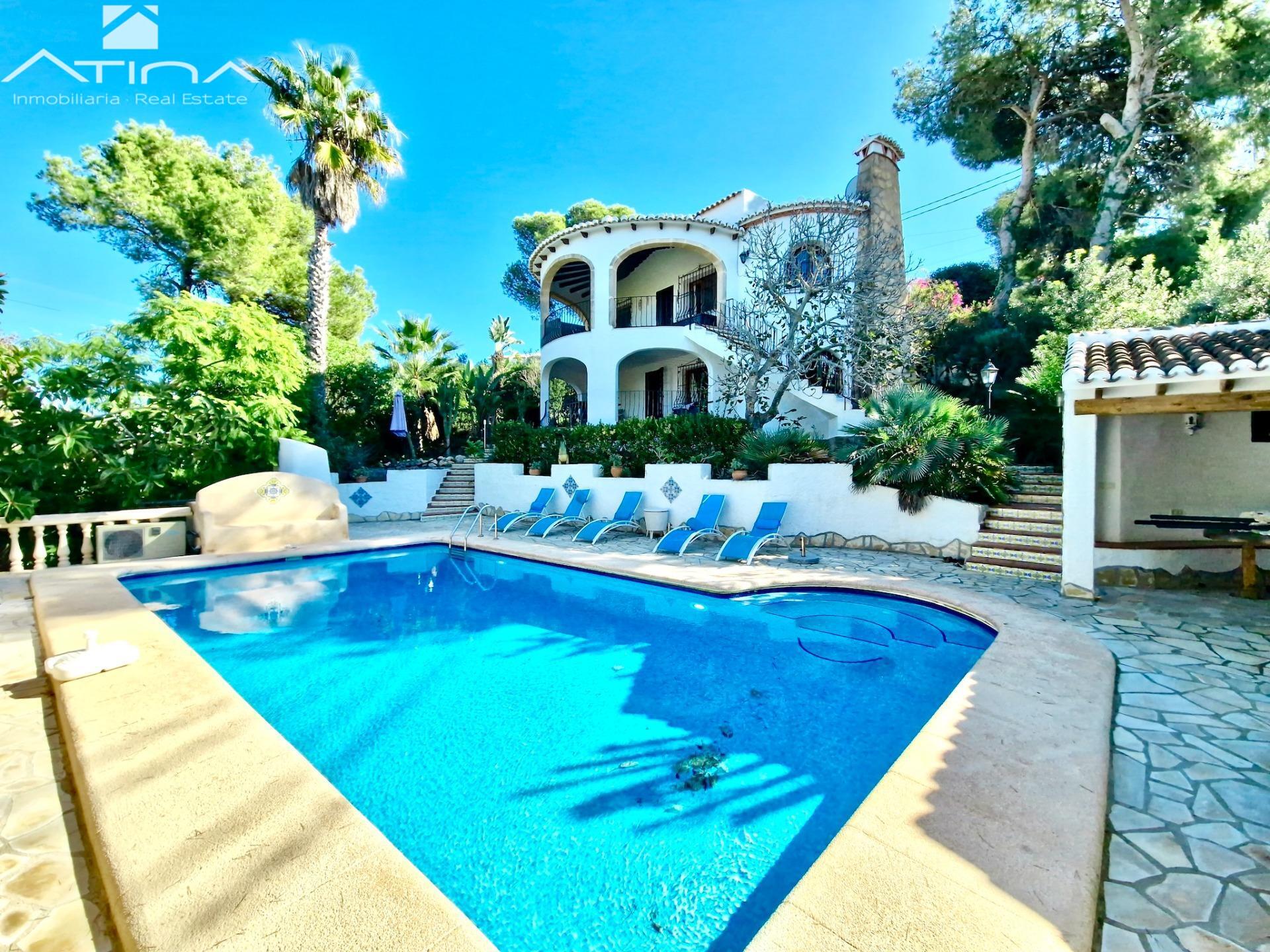 Eclusiva villa en zona la Granadella