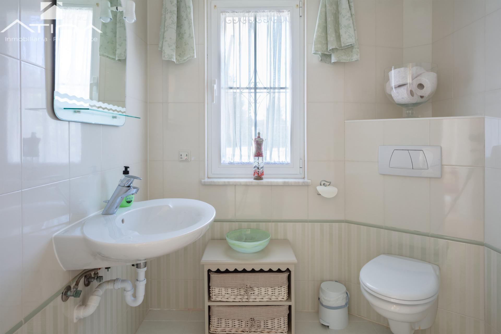 Exclusiva villa con panoramicas vistas al mar y la prestigiosa montaña ´´ Montgo´´