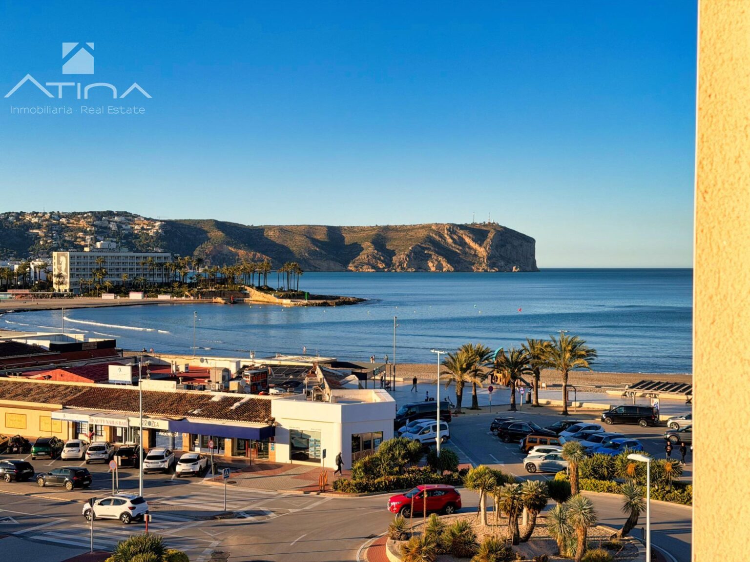 Exclusivo apartamento ubicado en pleno Arenal de Jávea