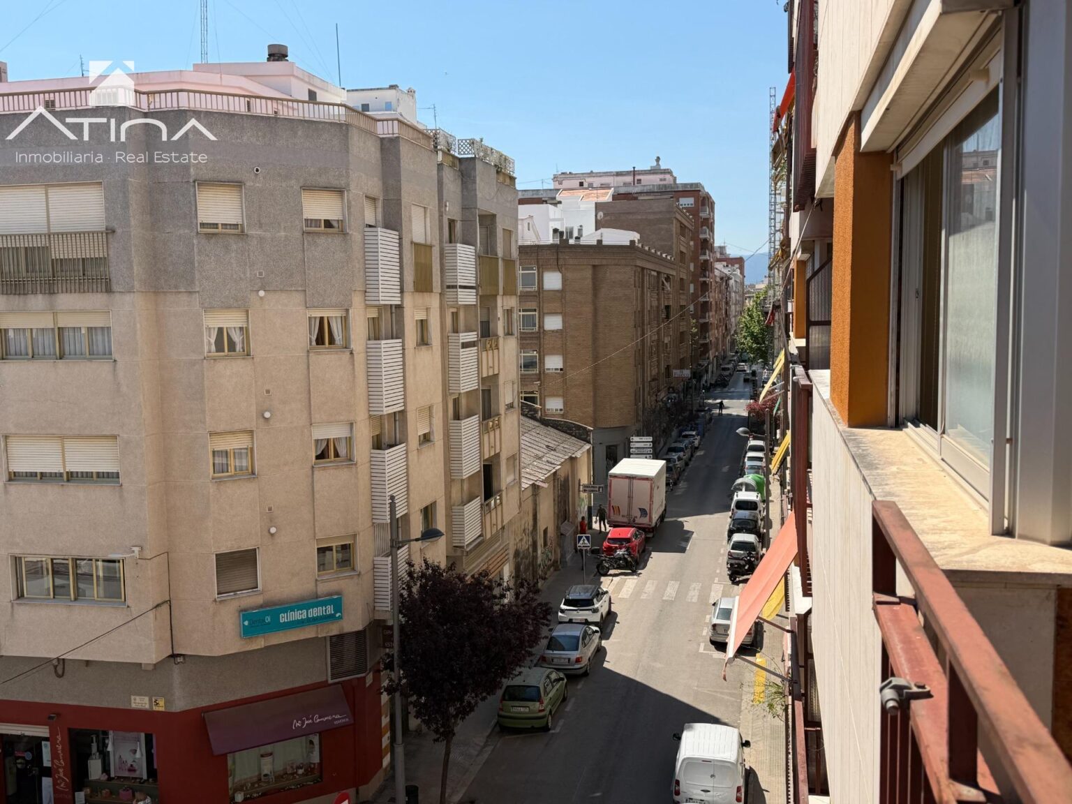 Piso reformado situado en los alrededores del centro de Gandía junto al Paseo Germanías y listo para entrar a vivir