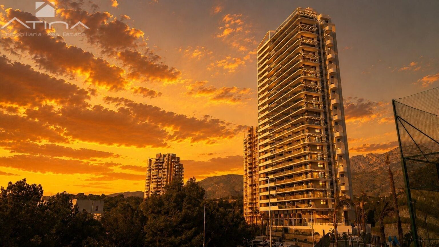 Apartamentos de obra nueva en Benidorm con entrega inmediata | Eagle Tower Playa Poniente
