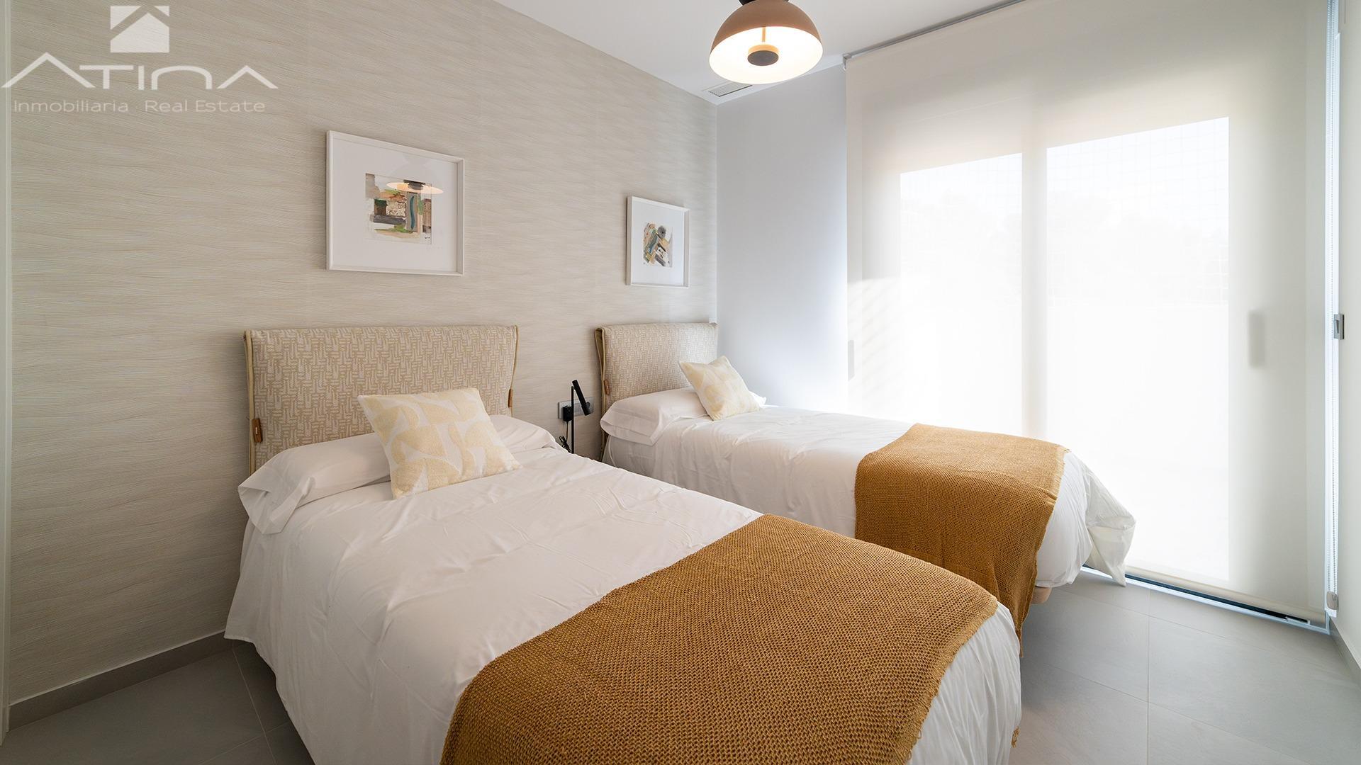 Apartamentos de obra nueva en Benidorm con entrega inmediata | Eagle Tower Playa Poniente