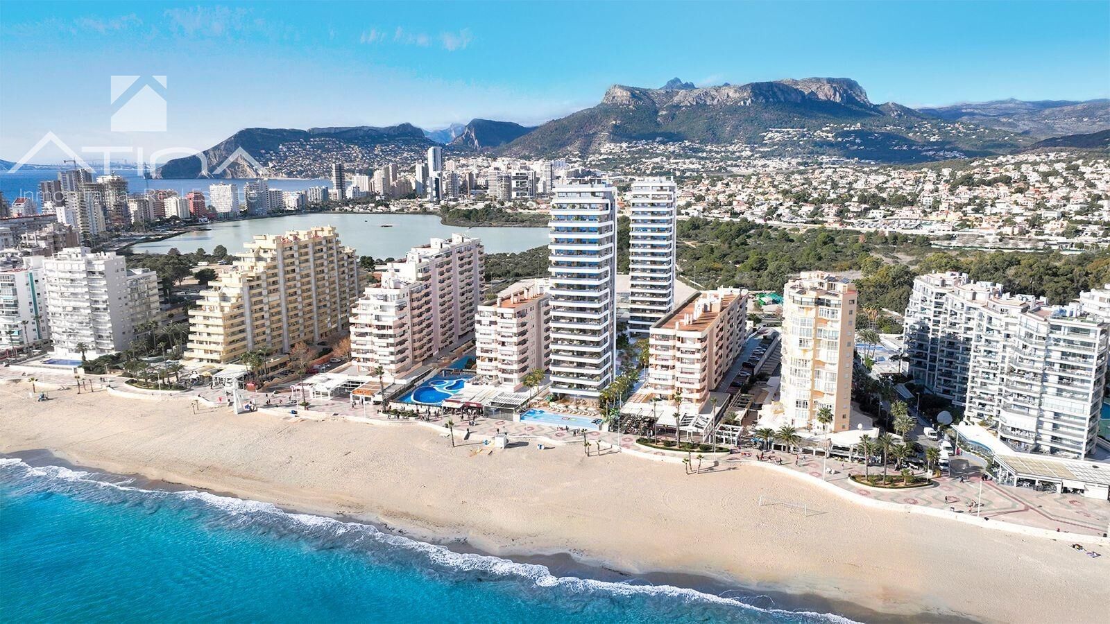 Azure Icons Calpe | Ático de lujo frente al mar en la única obra nueva actualmente en primera línea de playa en Calpe