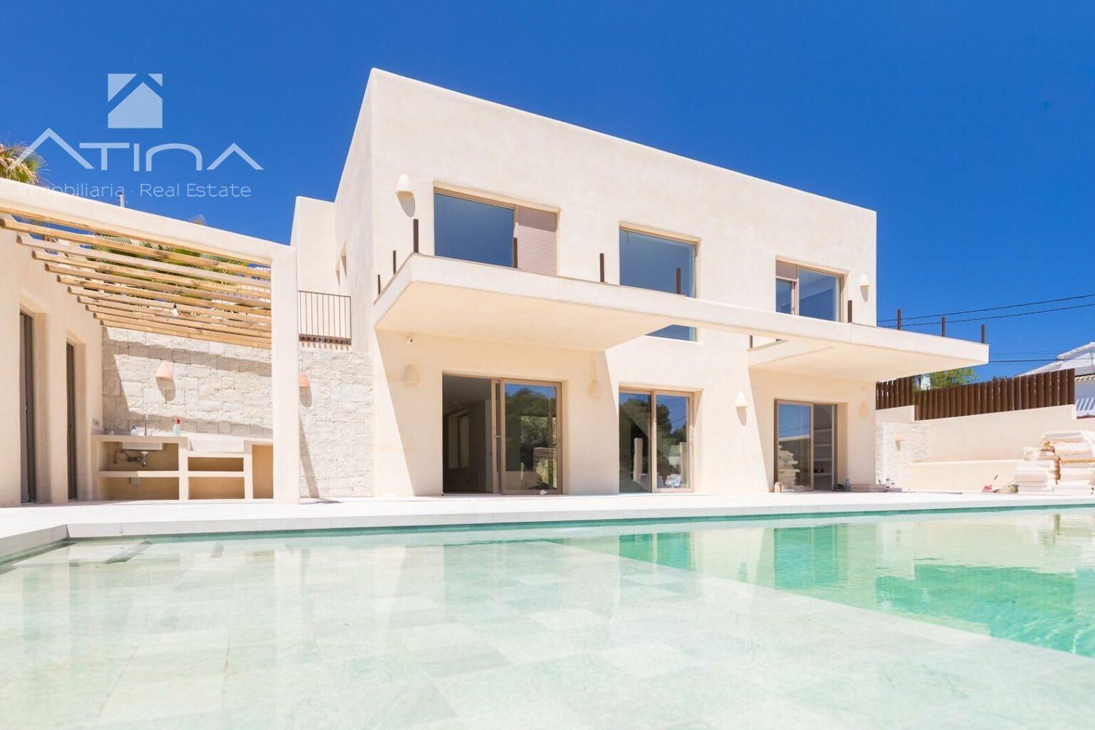 EXCLUSIVA villa de obra nueva en El Tosalet