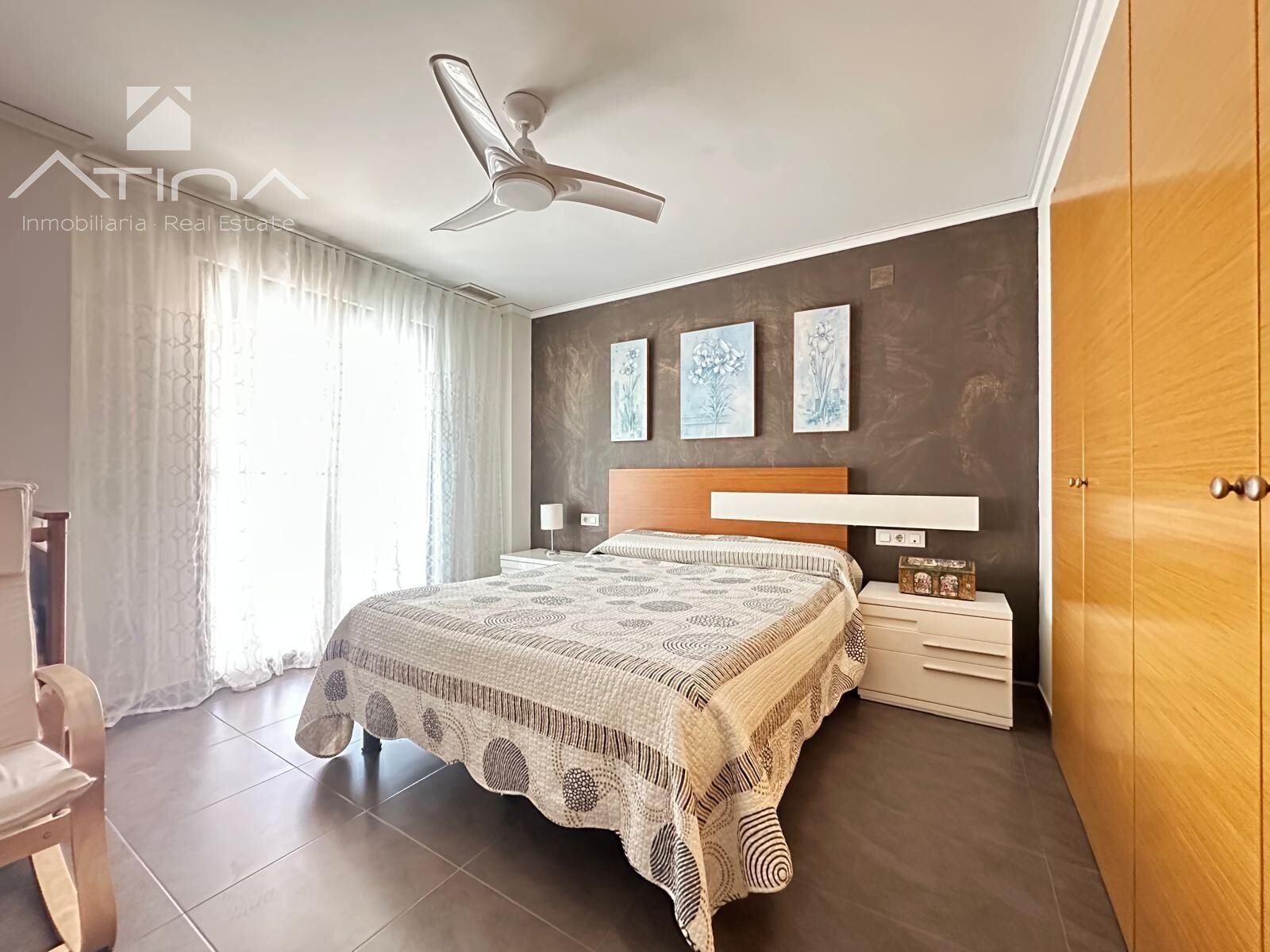 Exclusivo chalet pareado en venta en Playa de Daimús