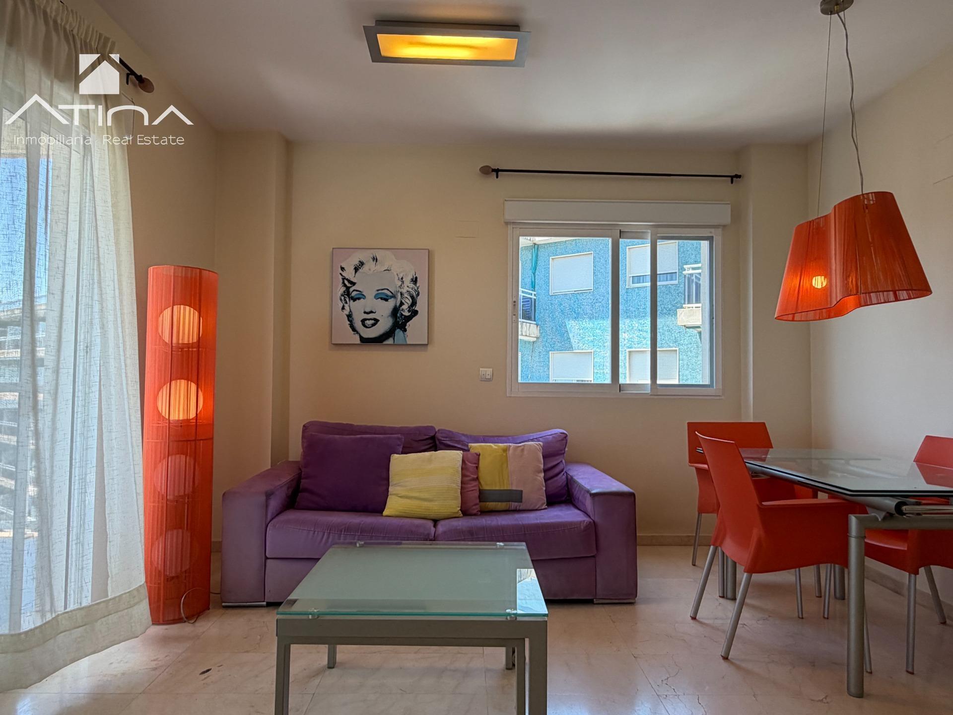Apartamento con piscina y garaje en Playa de Gandía