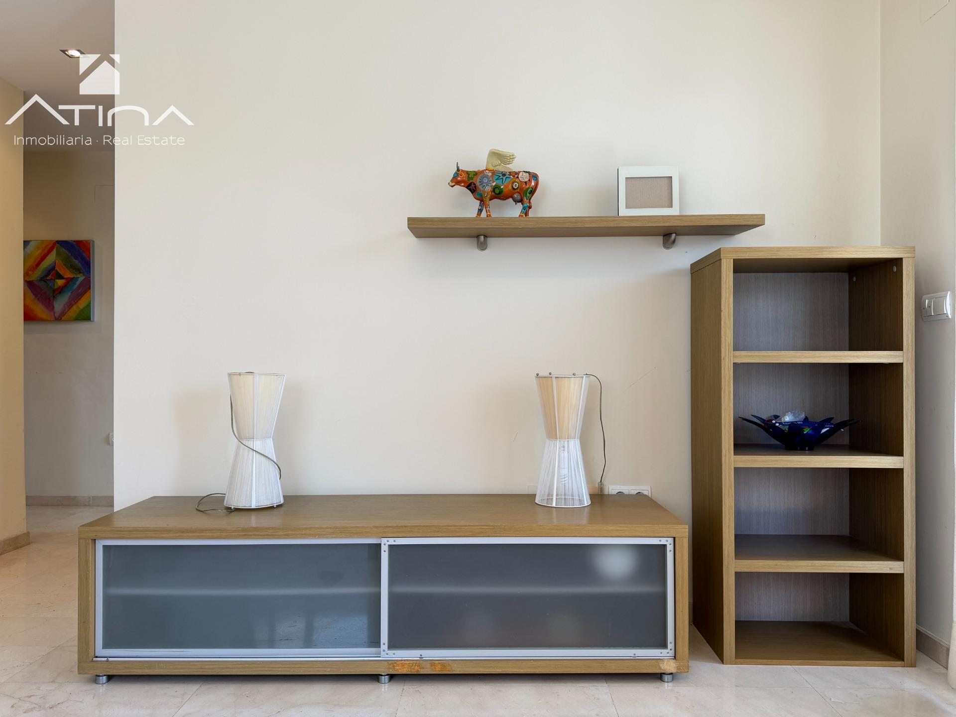 Apartamento con piscina y garaje en Playa de Gandía