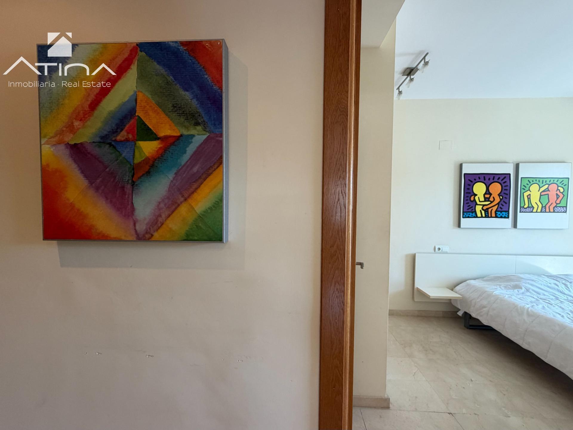 Apartamento con piscina y garaje en Playa de Gandía