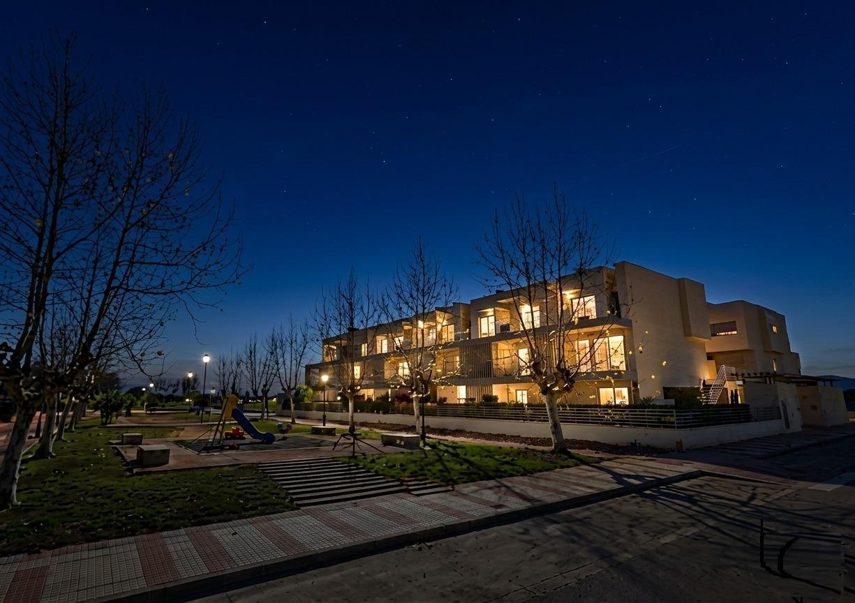 Obra nueva en Playa de Daimús | Apartamento con jardín privado