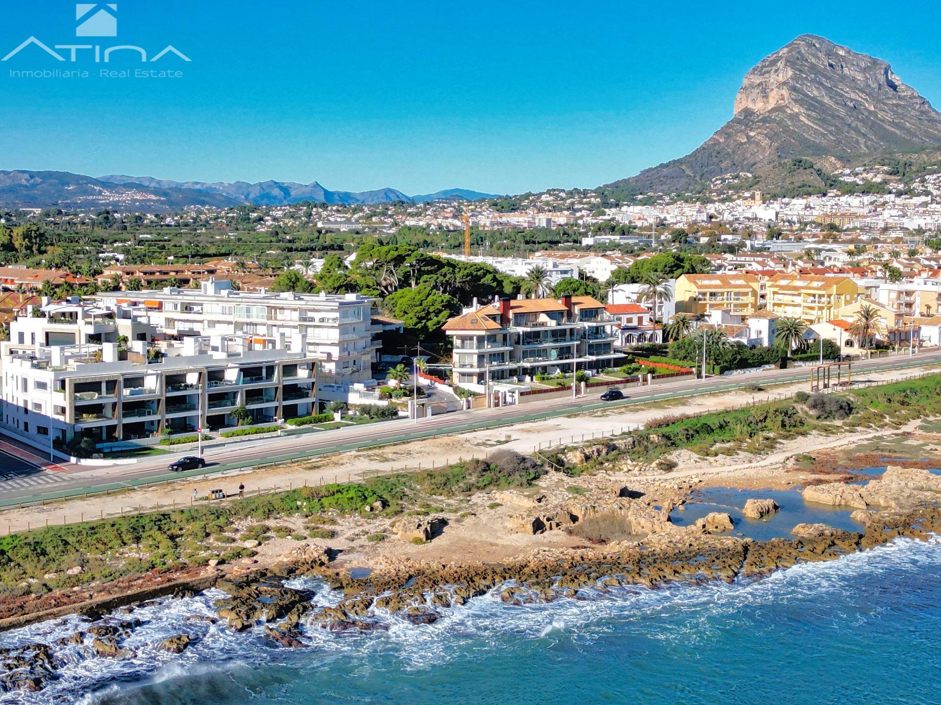 Exclusivo ático Tríplex en 1ª Línea Jávea | Son de Mar - Montañar I