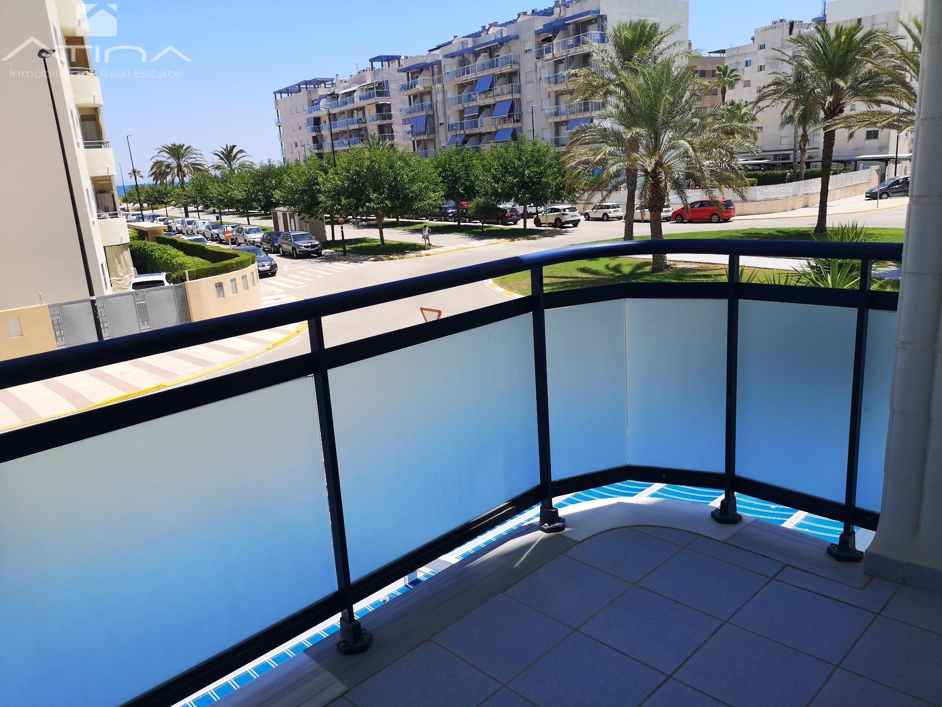 Exclusivo apartamento con vistas al mar en la playa de Daimús