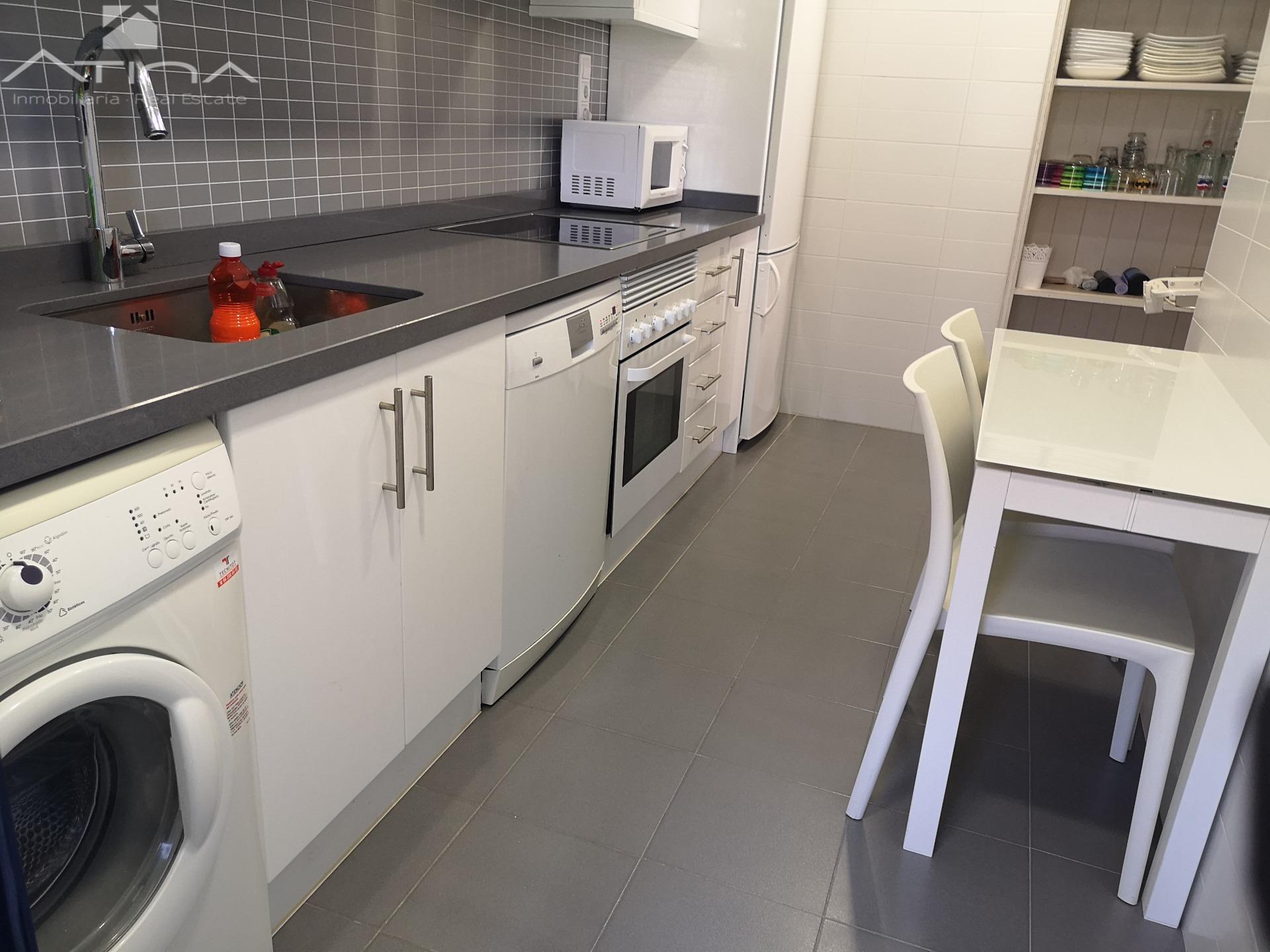 Exclusivo apartamento con vistas al mar en la playa de Daimús