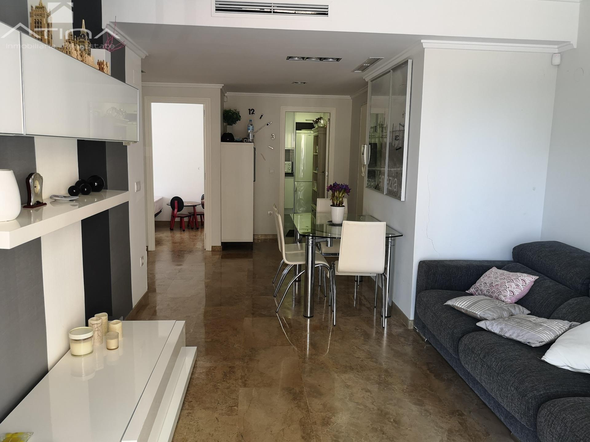 Exclusivo apartamento con vistas al mar en la playa de Daimús