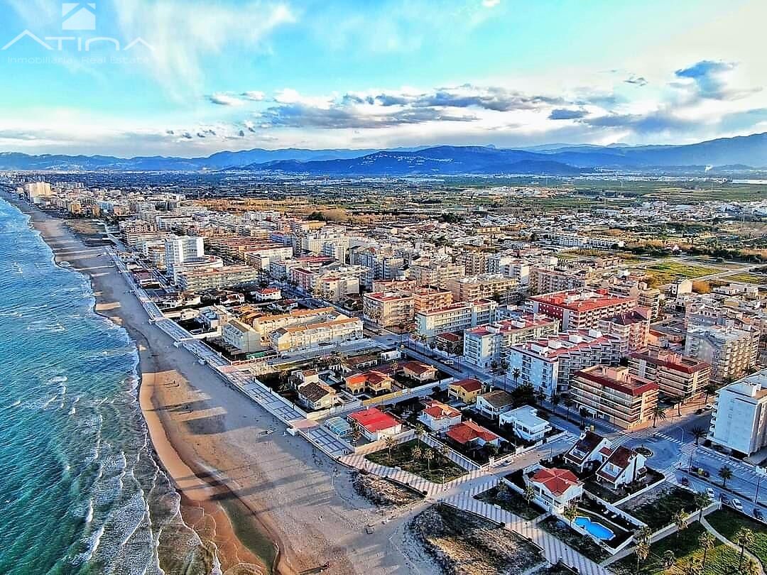 Apartamento reformado en venta en Playa de Daimús