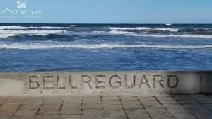 Apartamento en venta en primera línea de la Playa de Bellreguard con vistas al mar y totalmente reformado