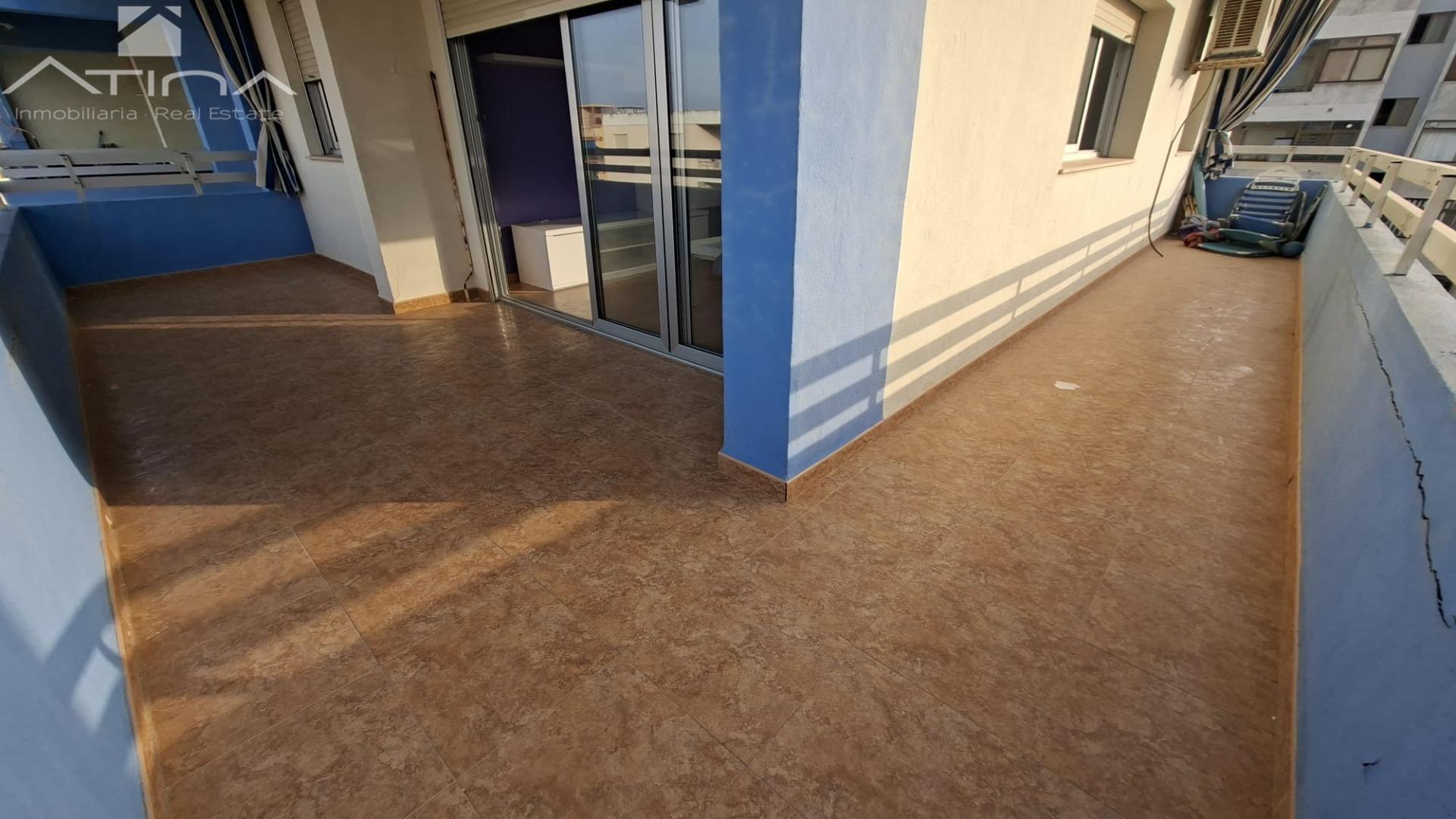 Apartamento reformado en venta en Playa de Daimús
