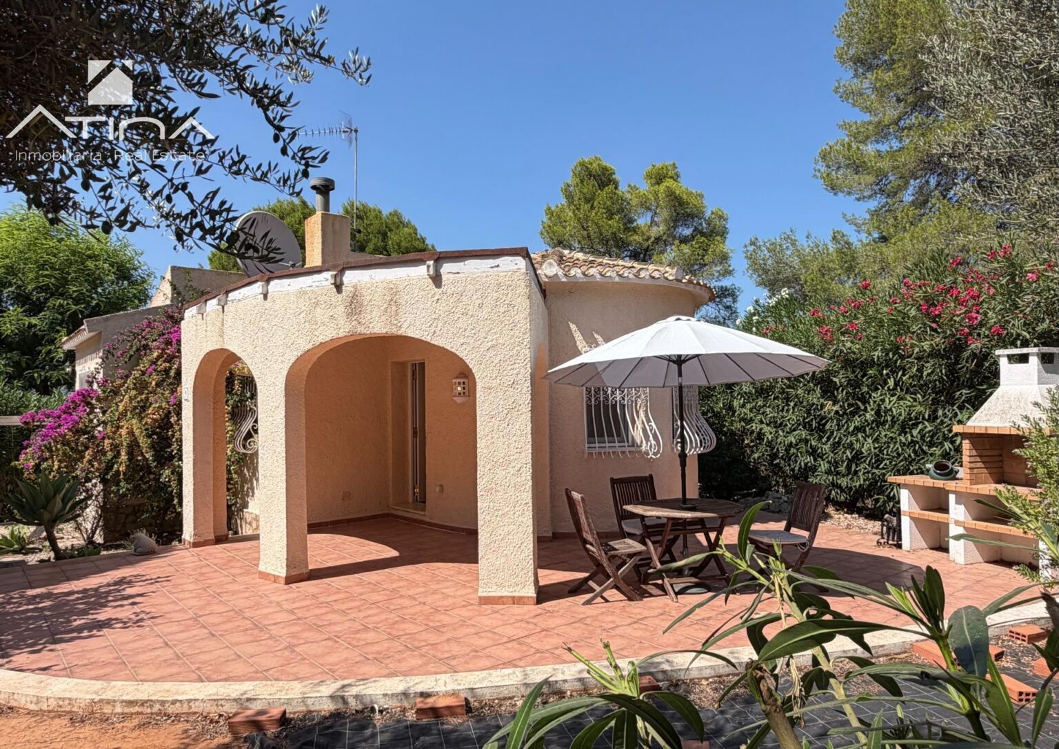 Chalet en La Sella con orientación sur