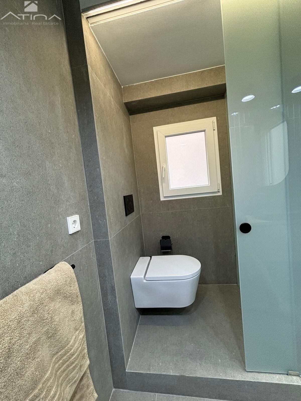 PRECIOSO PISO COMPLETAMENTE REFORMADO EN EL CENTRO DE GANDIA