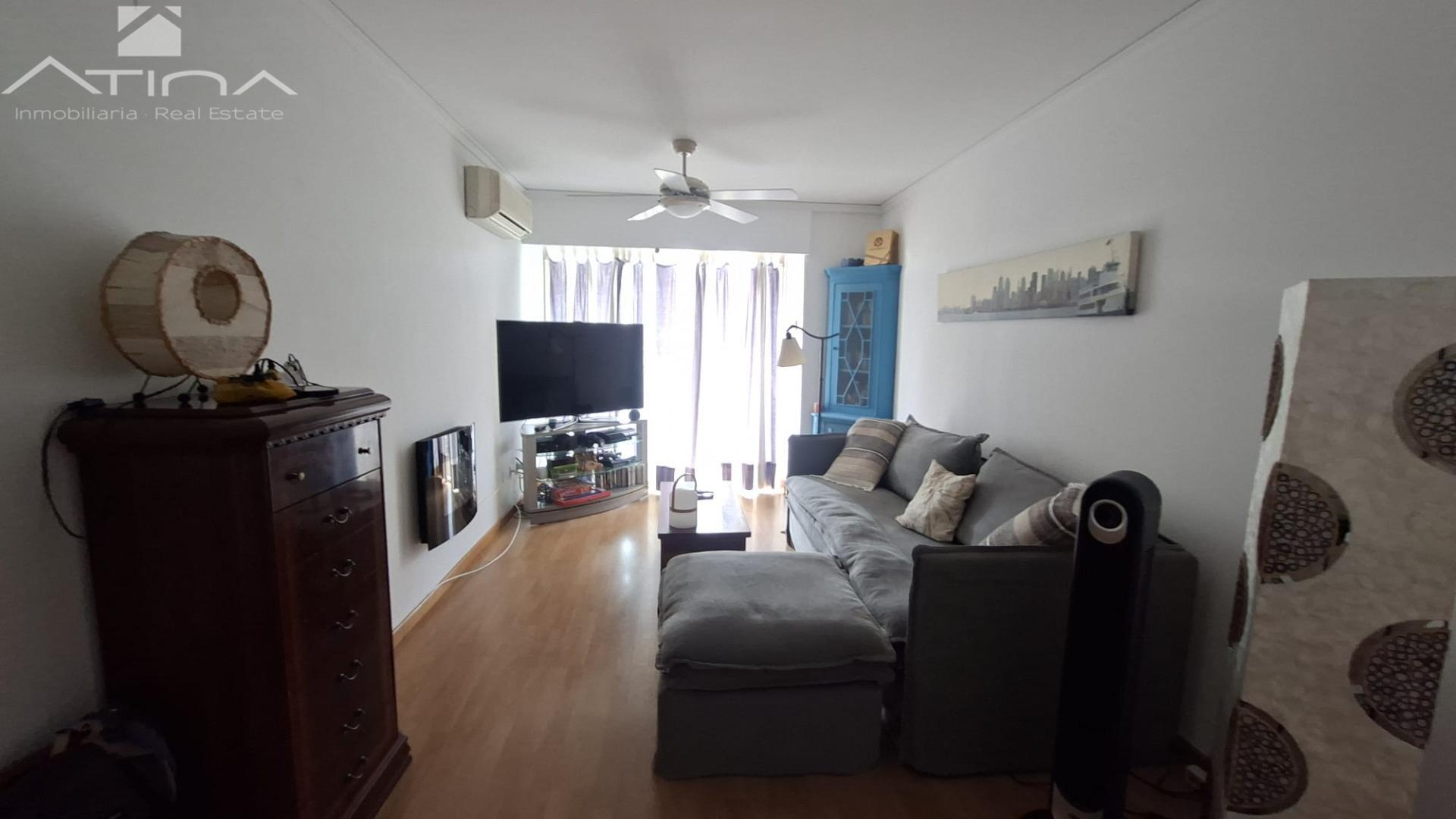 Apartamento en venta en Playa de Daimús con piscina y vistas al mar