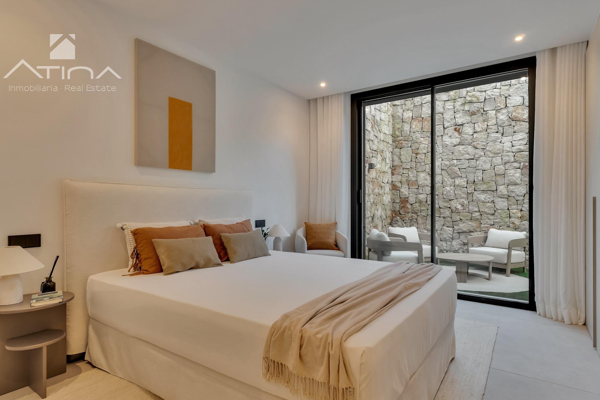 Impresionante villa de lujo de nueva construcción situada en la encantadora localidad de Jávea.