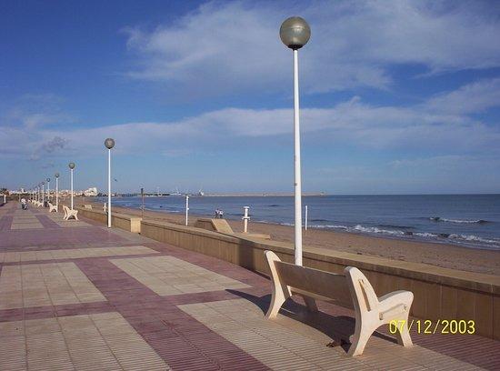APARTAMENTO CON FANTASTICAS VISTAS AL MAR