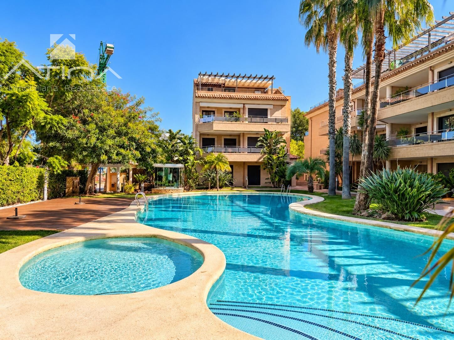 Ático dúplex en venta en Primer Montañar