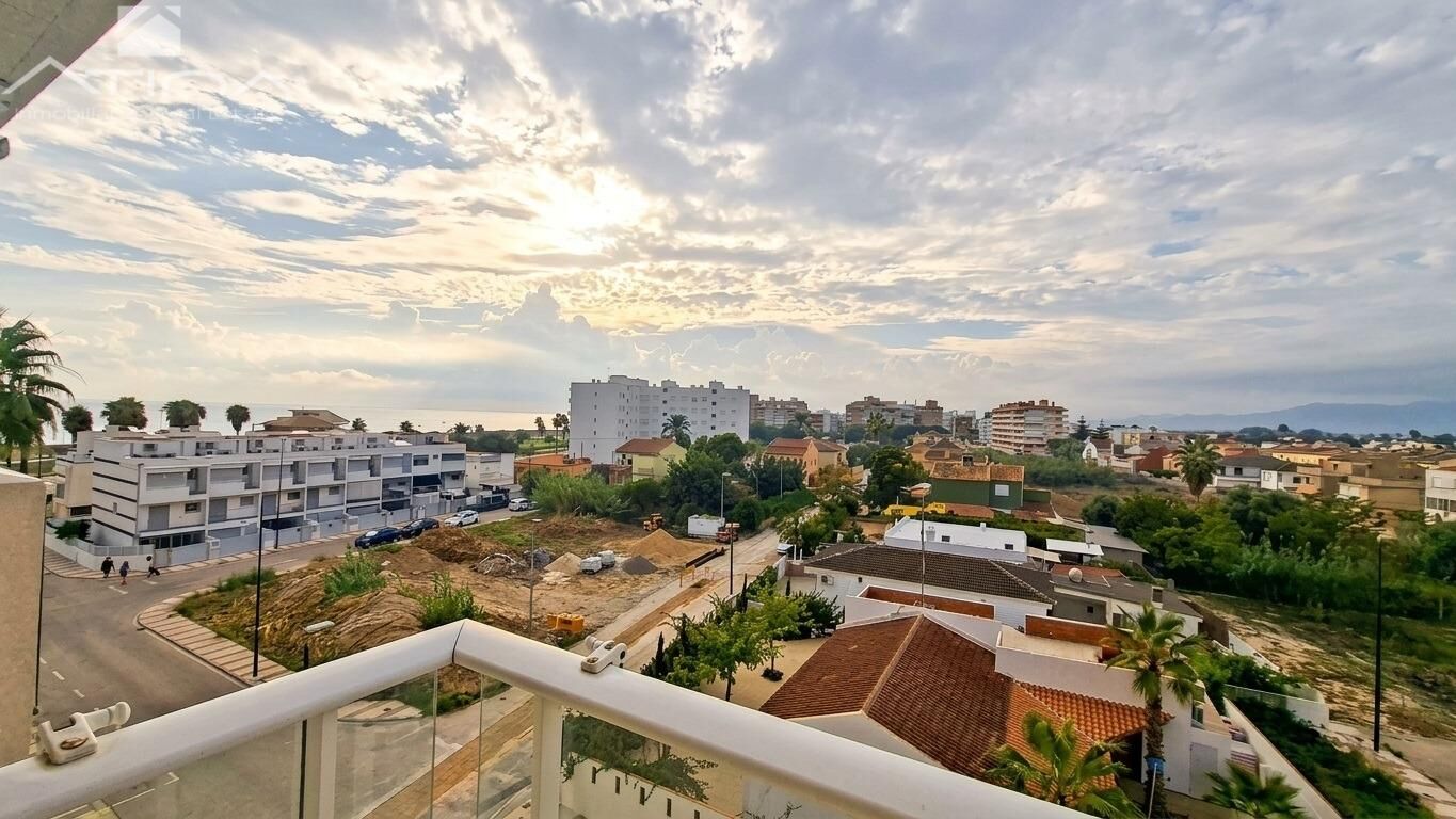 Apartamento en Daimús con vistas al mar
