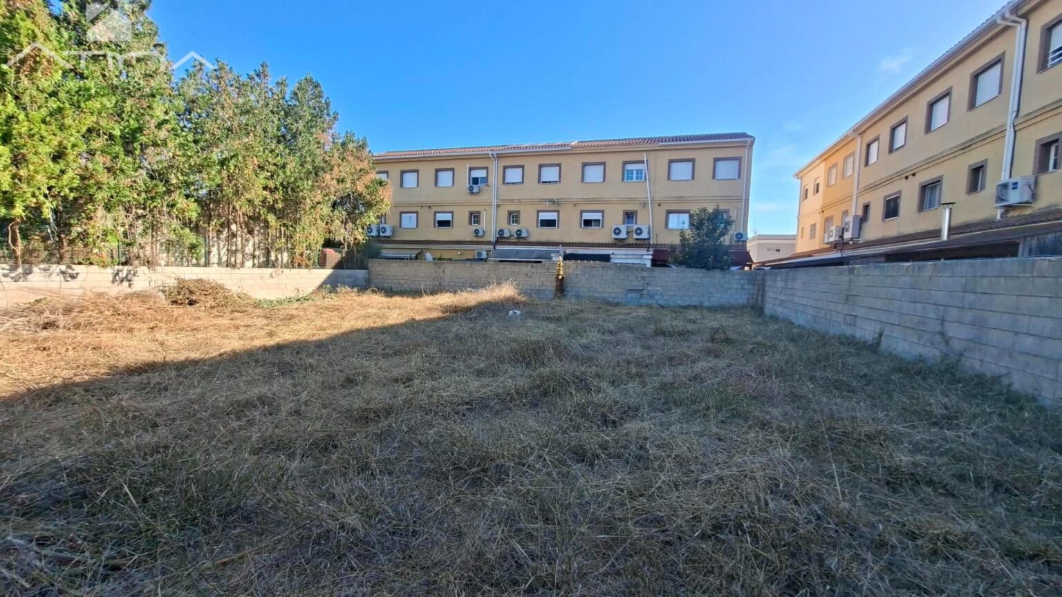 Terreno urbano en venta en Bellreguard (Valencia) | Solar de 397 m²