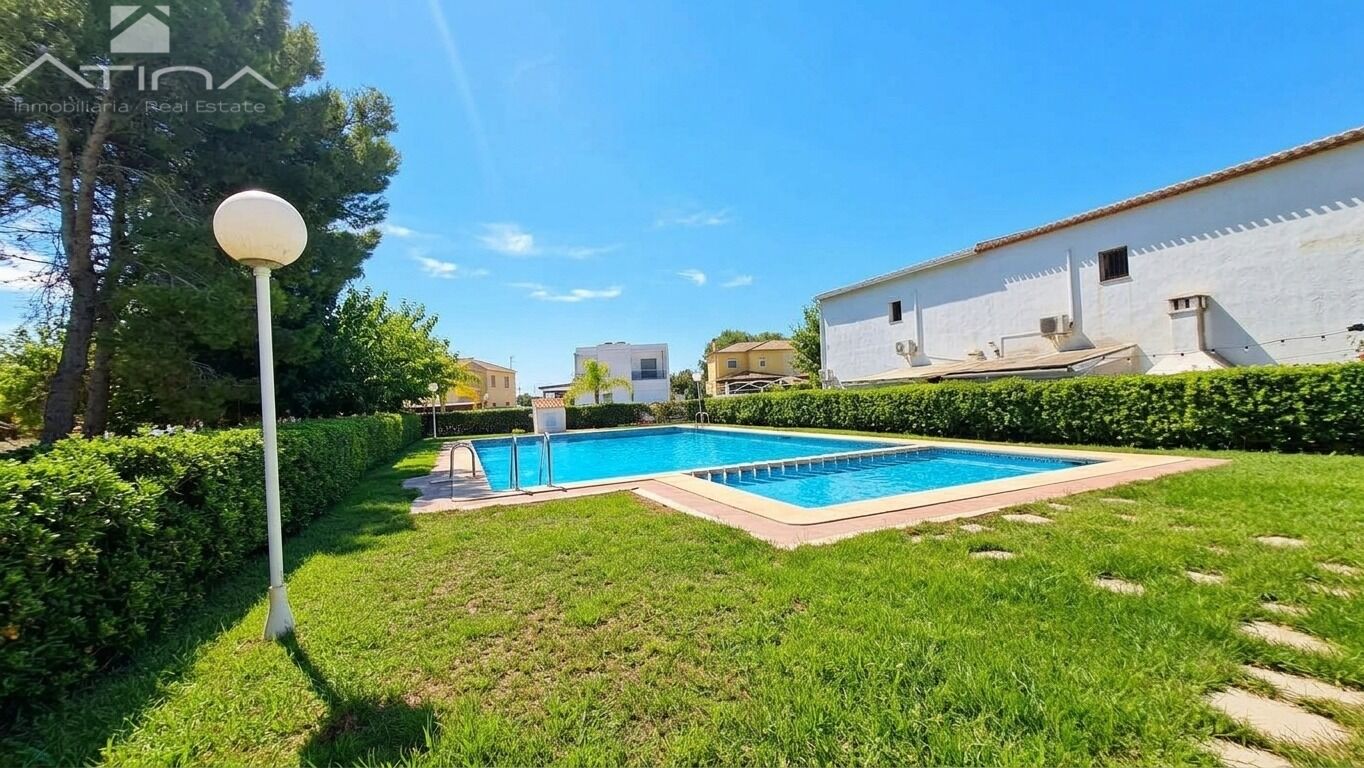 piscina comunitaria