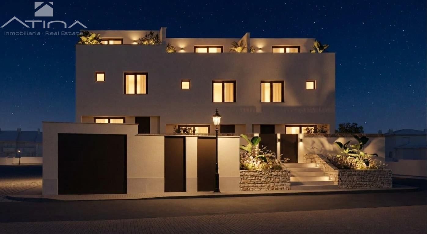 Adosado de obra nueva en Els Poblets con 75 m² de terrazas